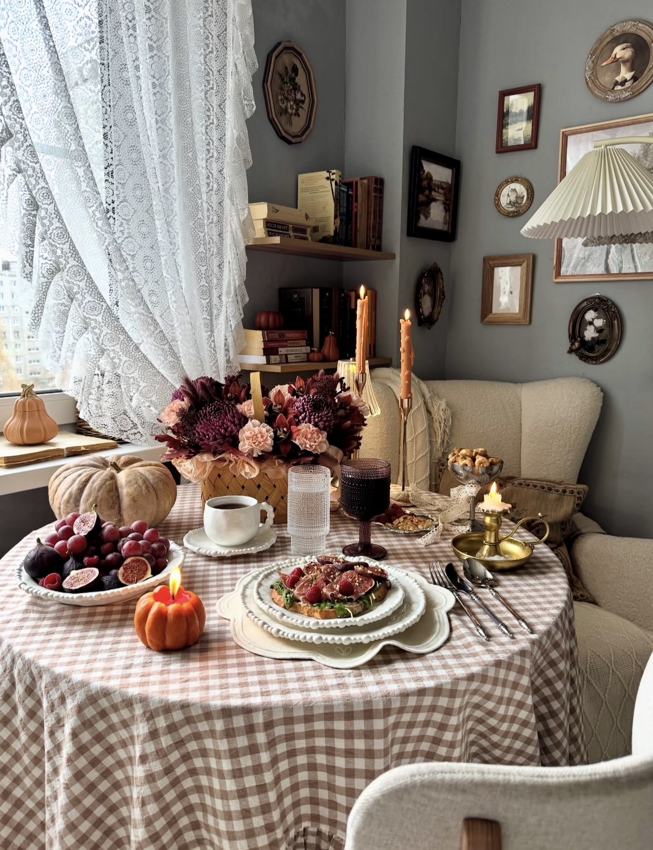 Cozy Autumn Harvest Table Setting