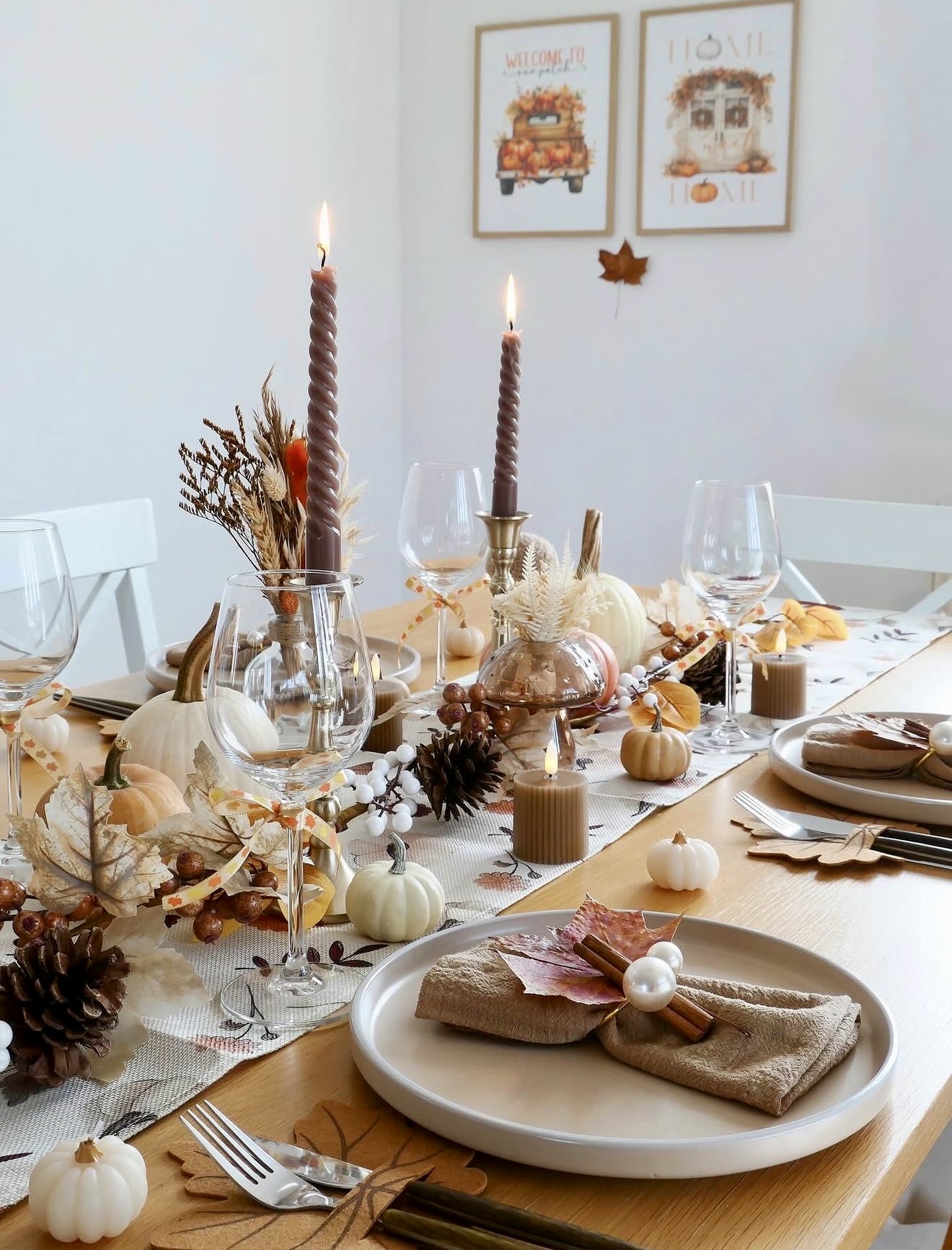 Cozy Autumn Harvest Table Setting