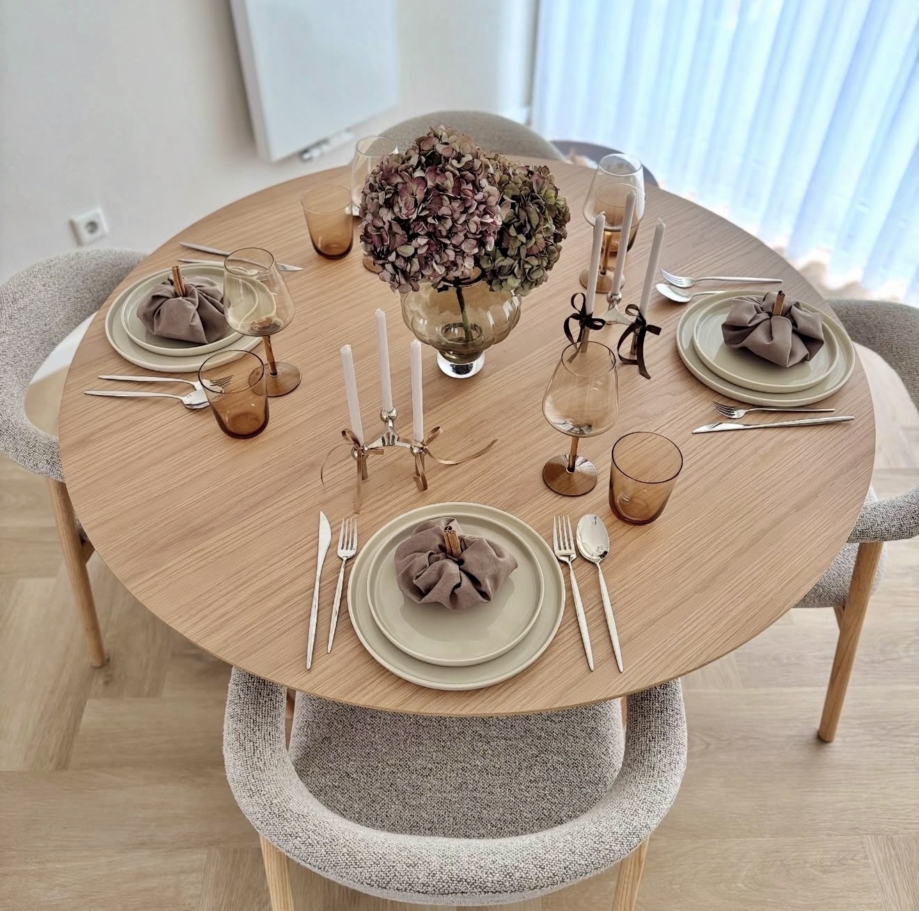 Cozy Autumn Table Setting with Hydrangeas