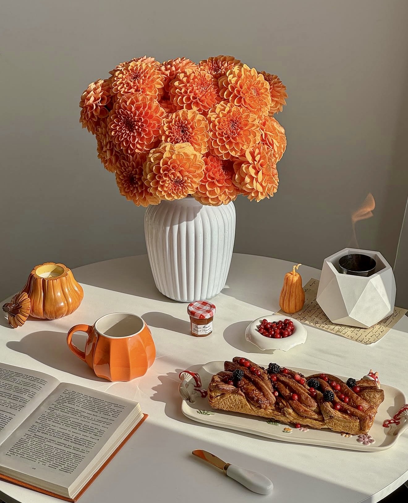 Warm Orange Dahlia Fall Tablescape