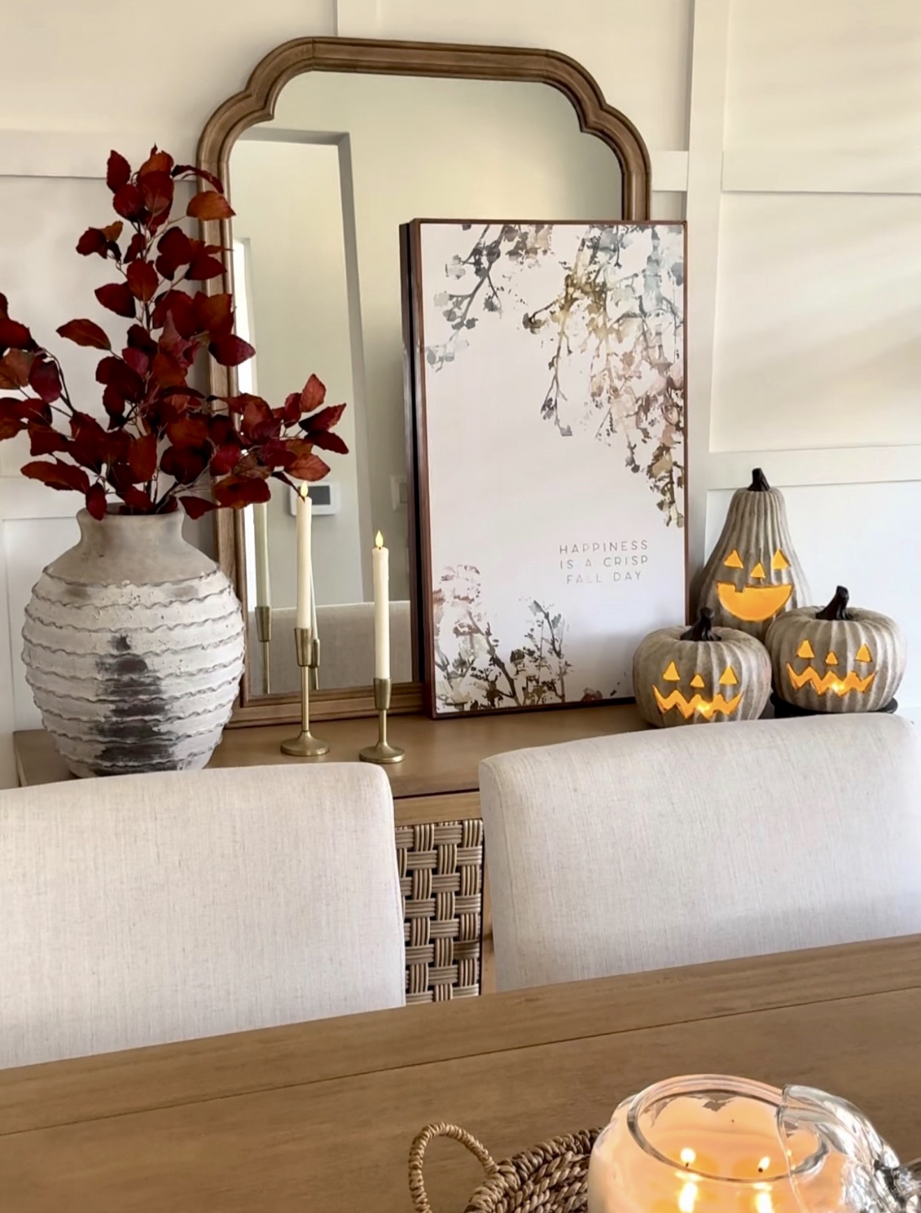 Autumnal Dining Display with Textured Vase and Pumpkins