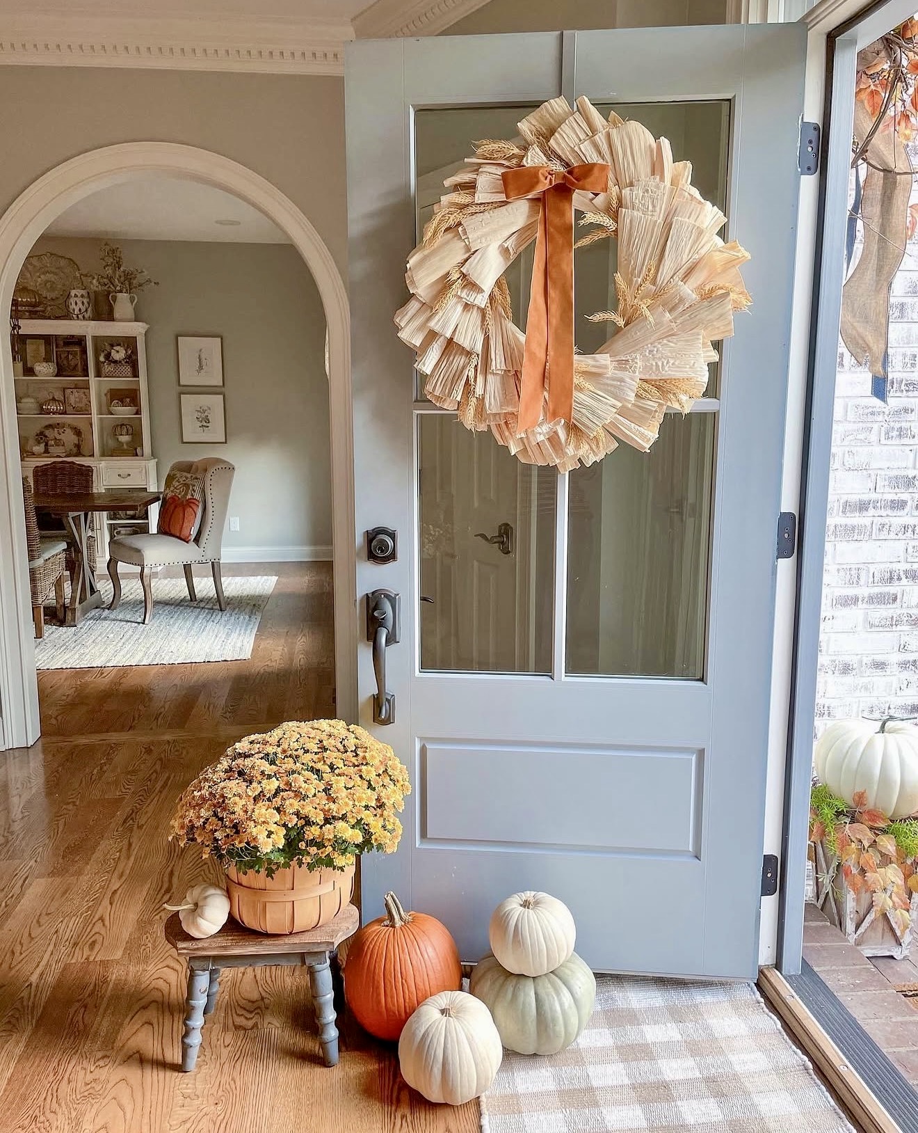 Charming Rustic Fall Wreath With Pumpkins