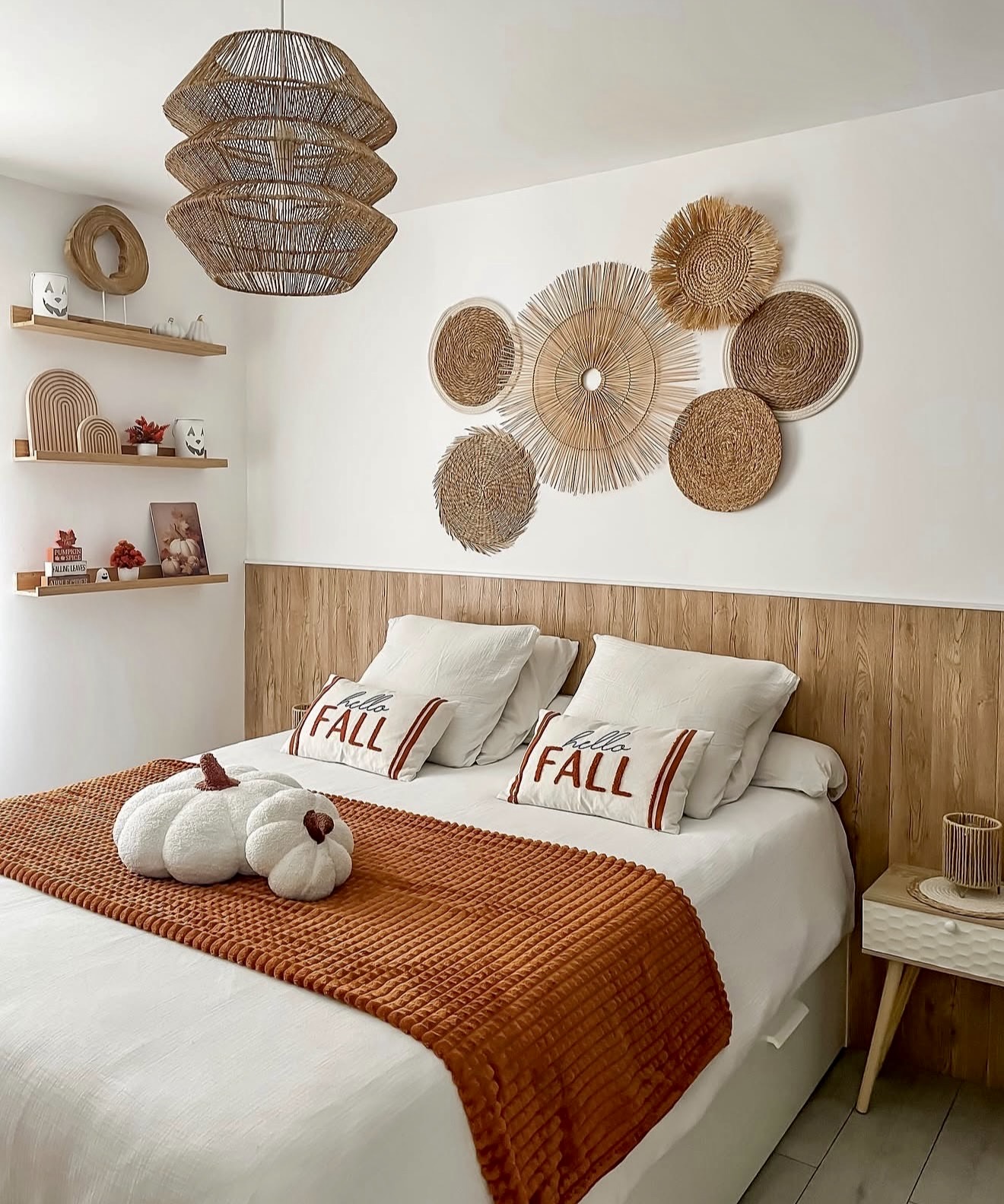 Cozy Autumn Bedroom With Natural Textures