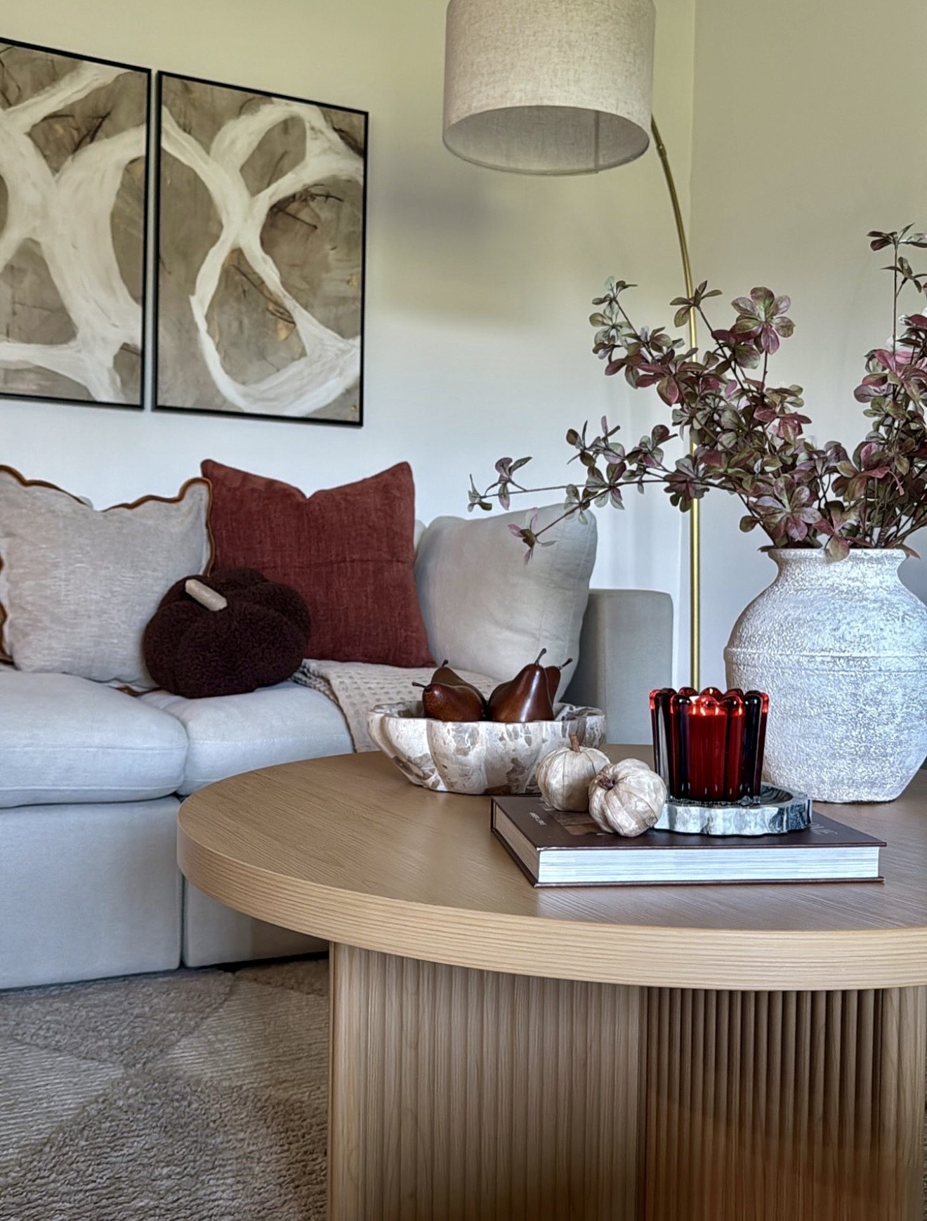 Cozy Autumn Living Room Vignette with Pumpkins