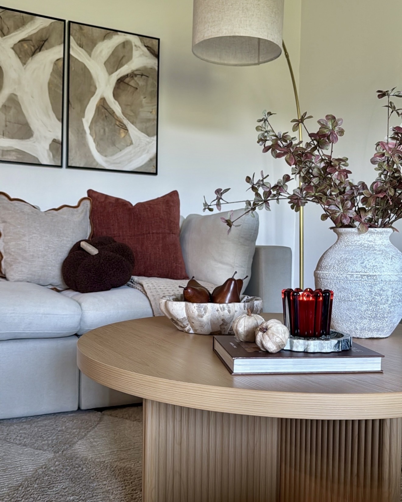 Cozy Autumn Neutral Living Room With Earthy Accents