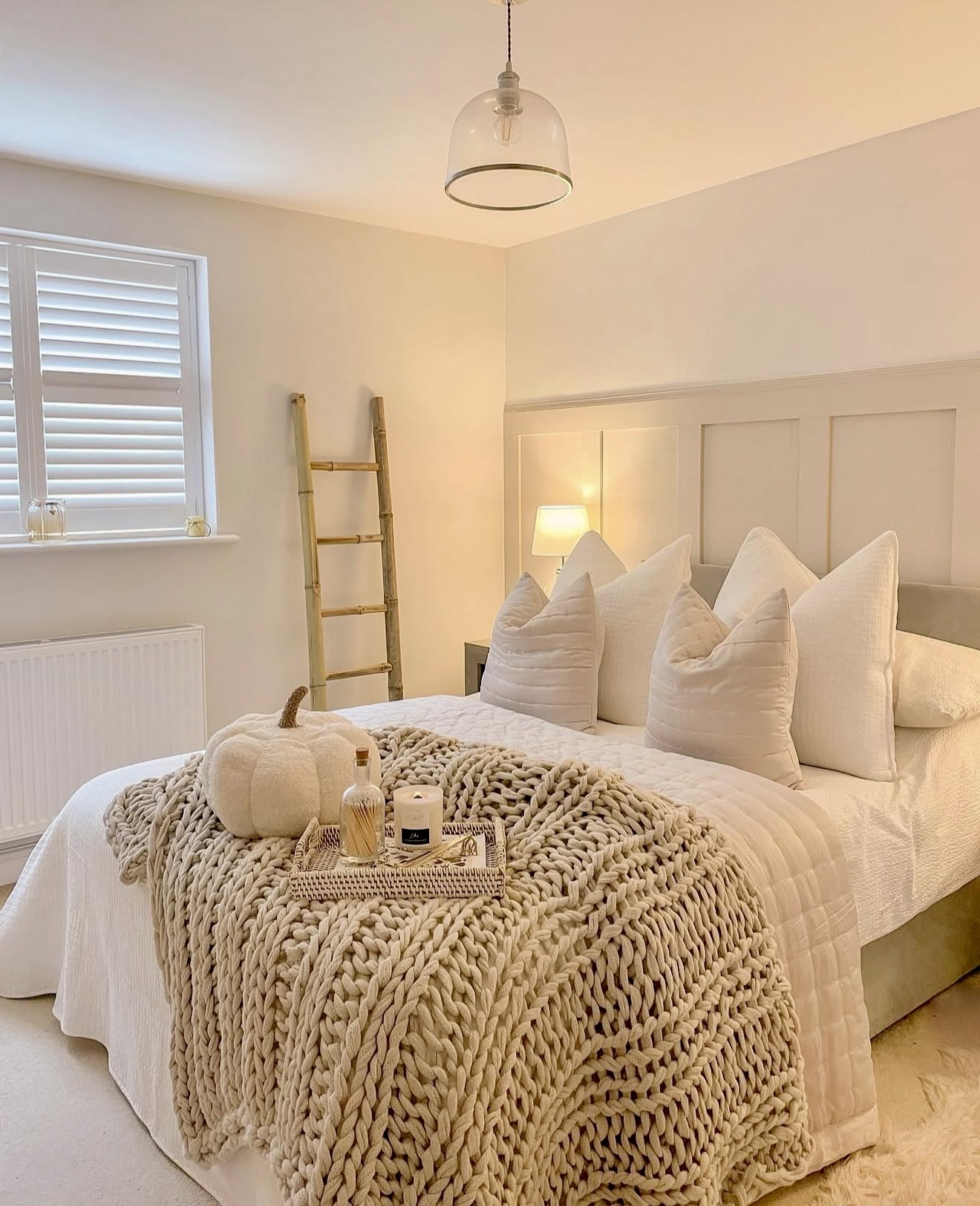 Cozy Creamy Autumn Bedroom Retreat