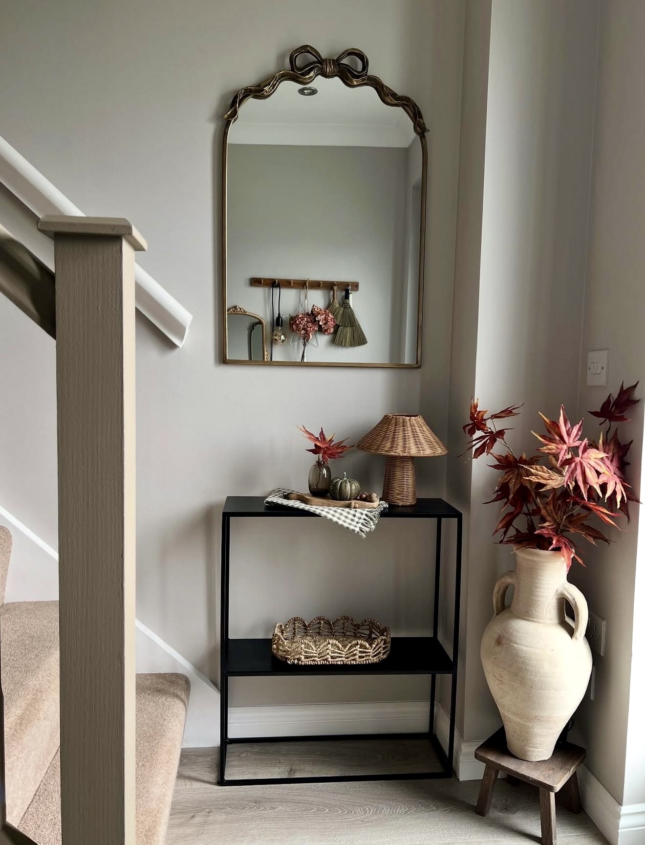 Cozy Fall Entryway With Natural Textures