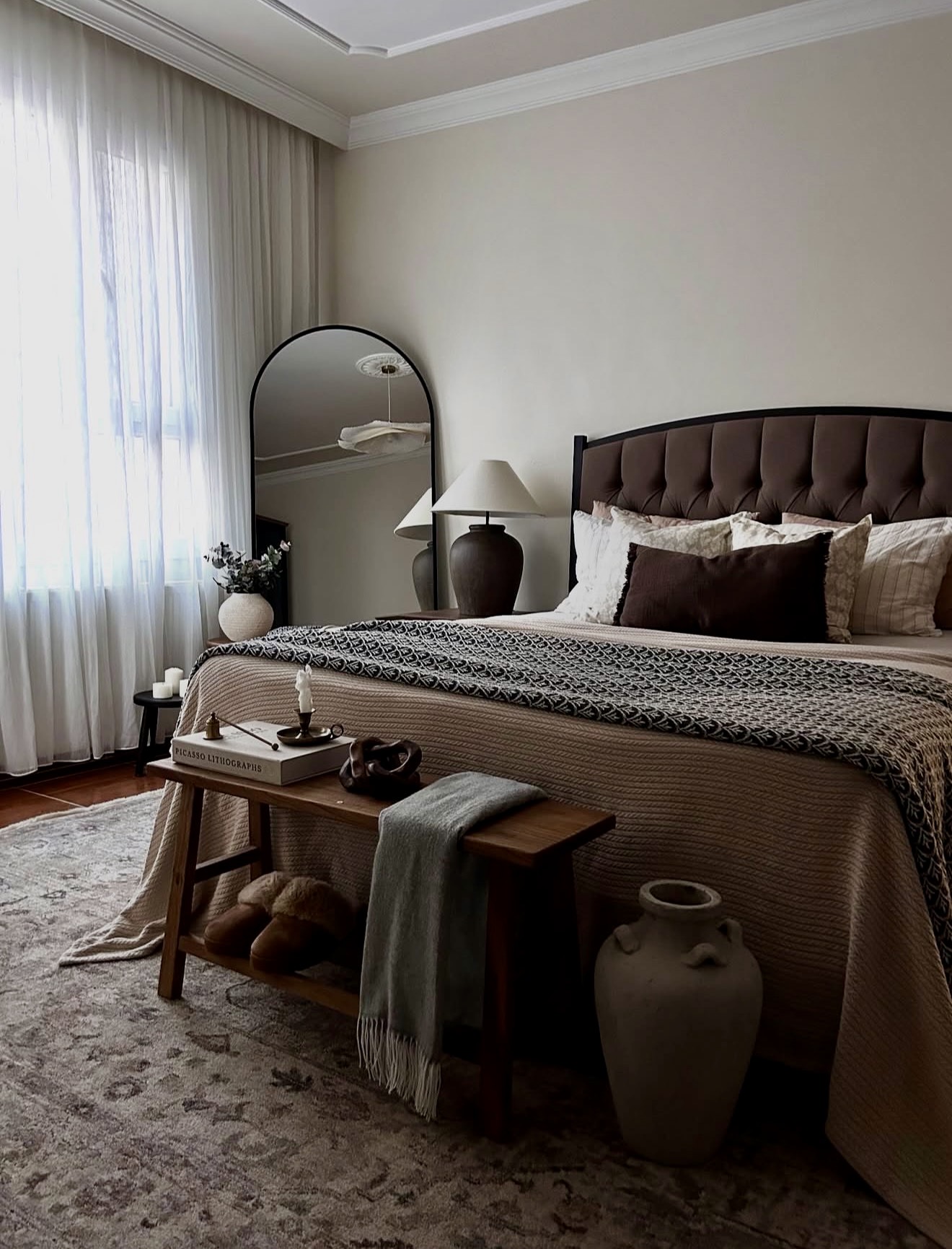 Cozy Neutral Bedroom With Tufted Headboard