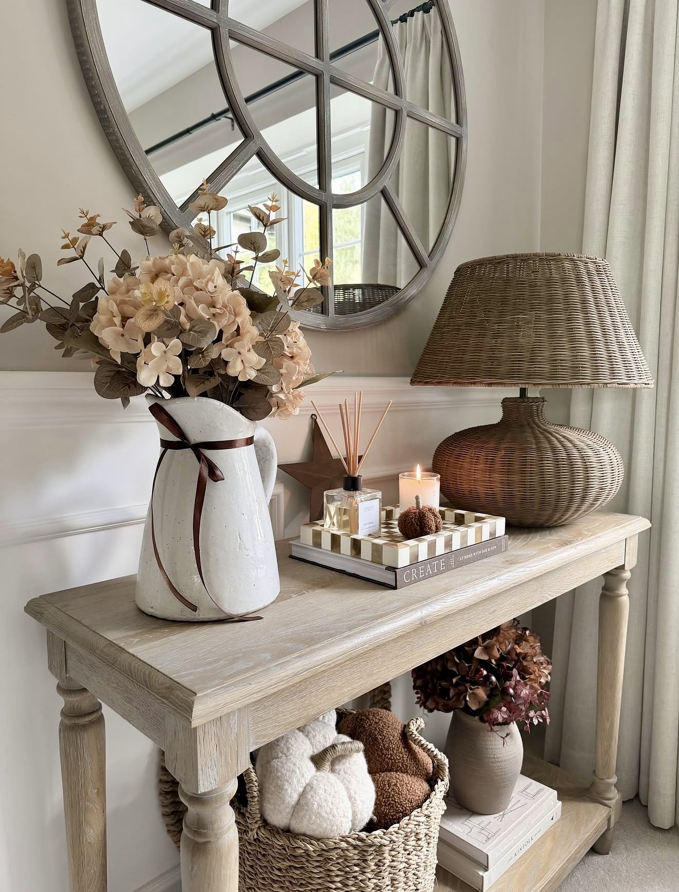 Rustic Fall Console Table Vignette