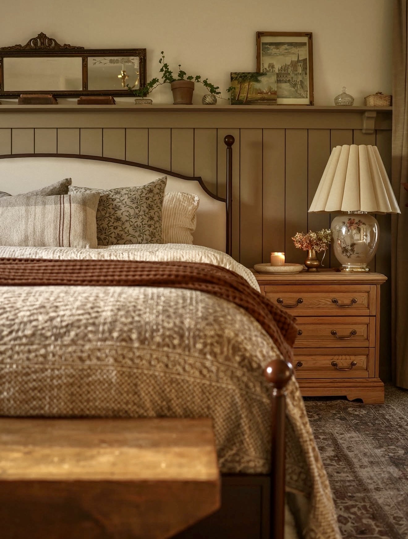 Rustic Farmhouse Bedding With Warm Earthy Tones