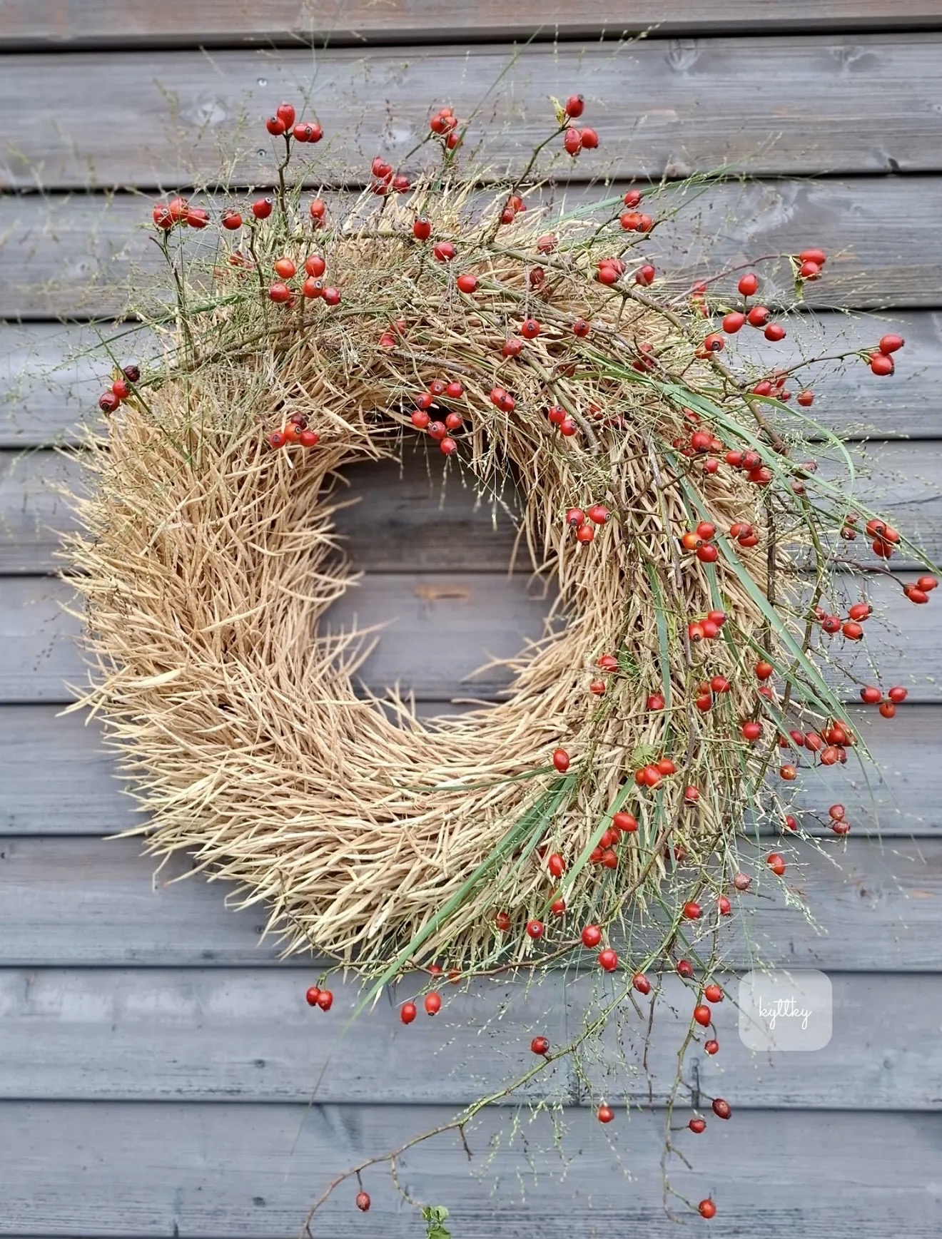 Rustic Natural Fall Wreath with Berries