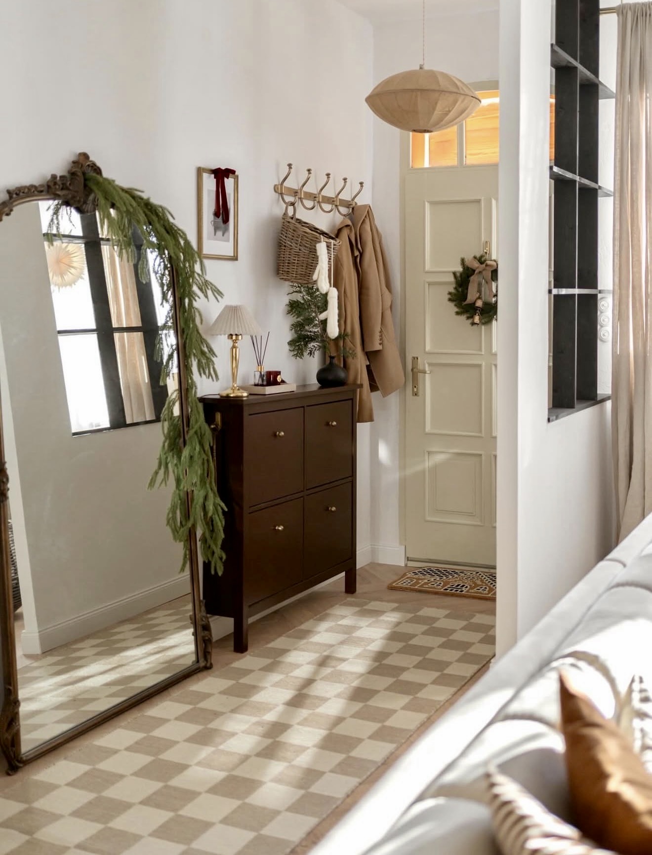 Warm Fall Entryway With Vintage Mirror