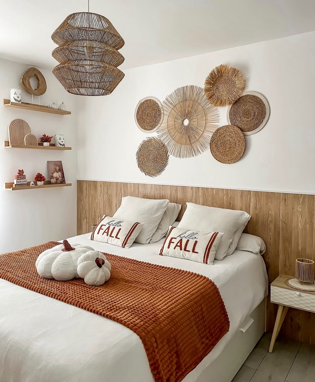Warm Woven Textures For A Cozy Fall Bedroom