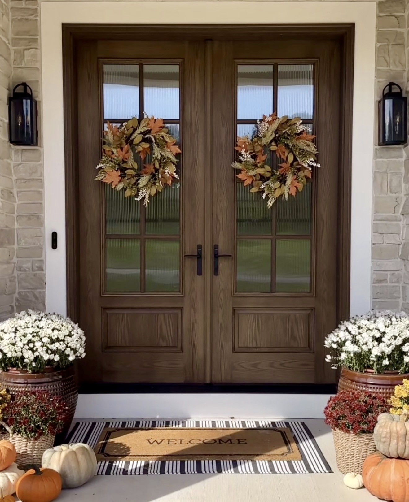 Welcome Fall With These Beautiful Wreaths