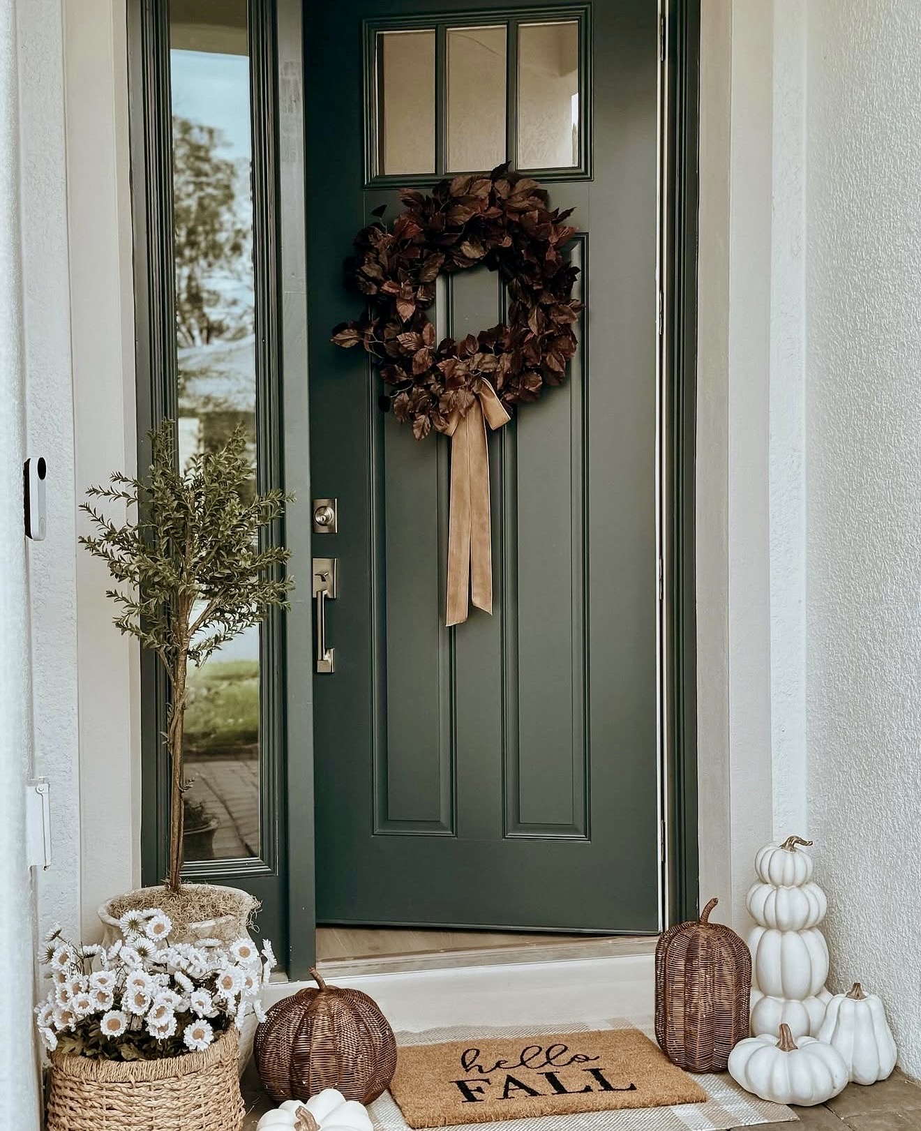 Charming Fall Porch With Natural Elements